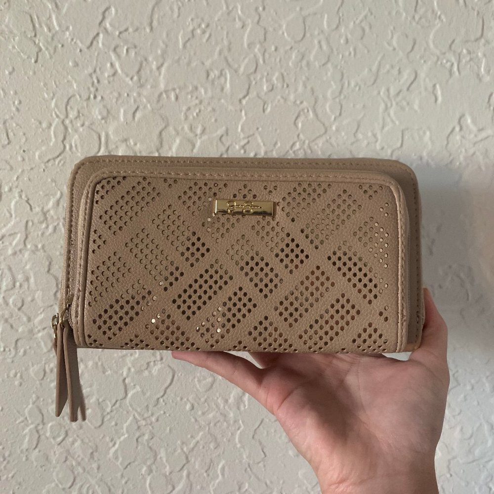 jessica simspon clutch purse